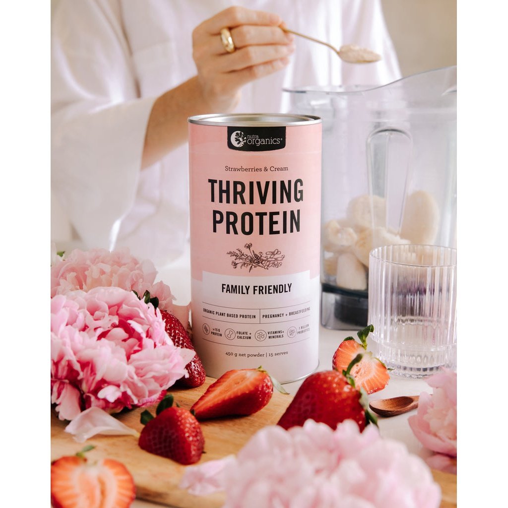 NUTRAORGANICS Thriving Protein- Strawberries & Cream 450g